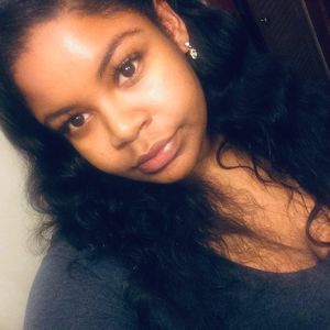 Meet your Posher, Leah